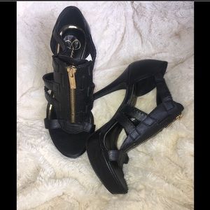 Jessica Simpson Black Heels